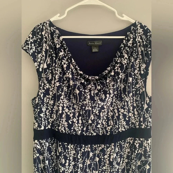 Woman’s Jessica Howard Vintage Navy &White Floral MIDI Stretch Jersey Plus Dress - Picture 3 of 12